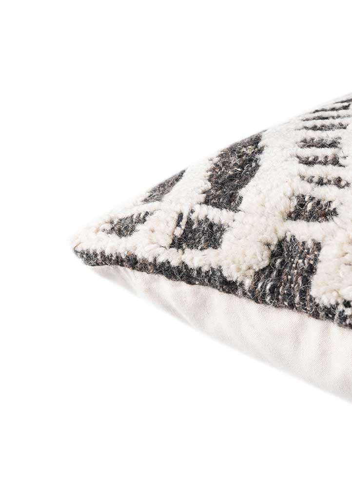 cushion ivory wool Cushion Cover Rug - Corner cushion ivory wool Cushion Cover Rug - Corner