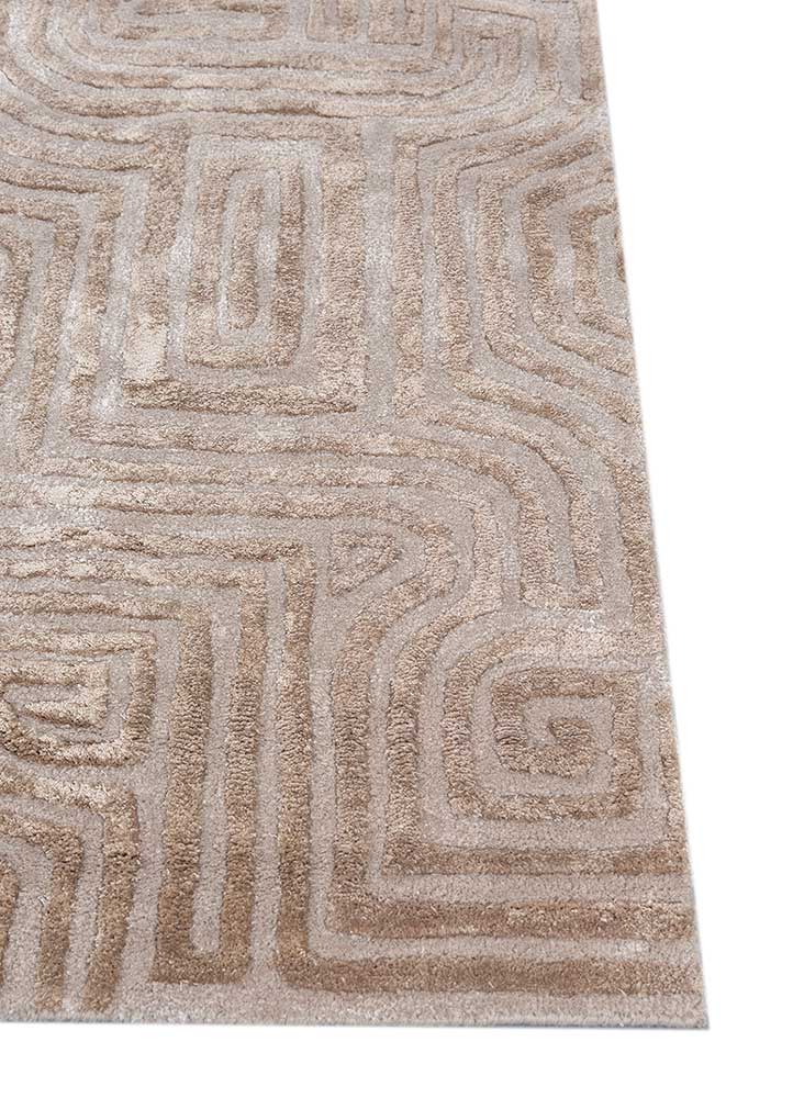 come around ivory wool and viscose Hand Tufted Rug - Corner