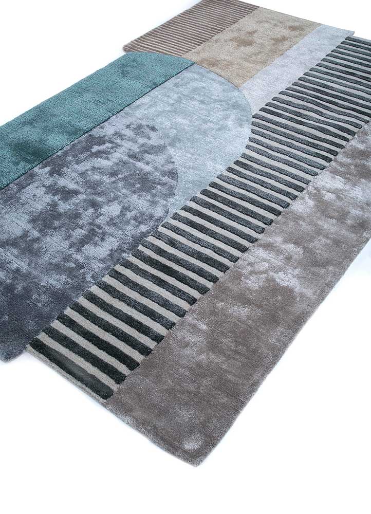 come around grey and black wool and viscose Hand Tufted Rug - FloorShot