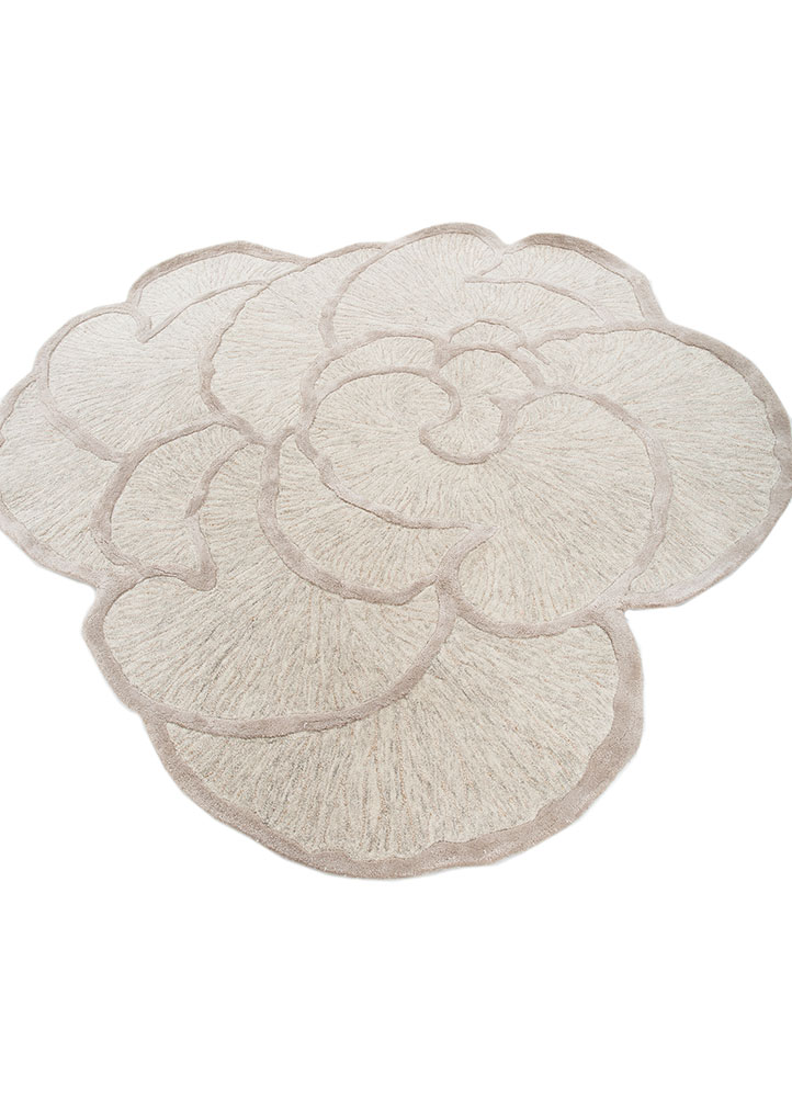 aurelia grey and black wool and viscose and silk Hand Tufted Rug - FloorShot