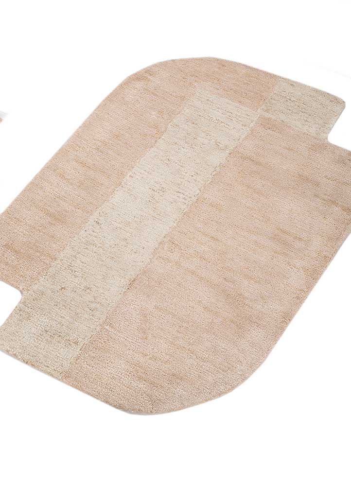 come around red and orange wool and viscose Hand Tufted Rug - FloorShot
