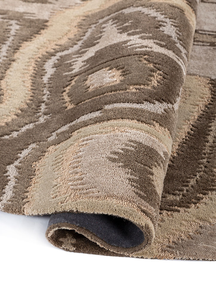 mythos beige and brown wool and viscose Hand Tufted Rug - FloorShot