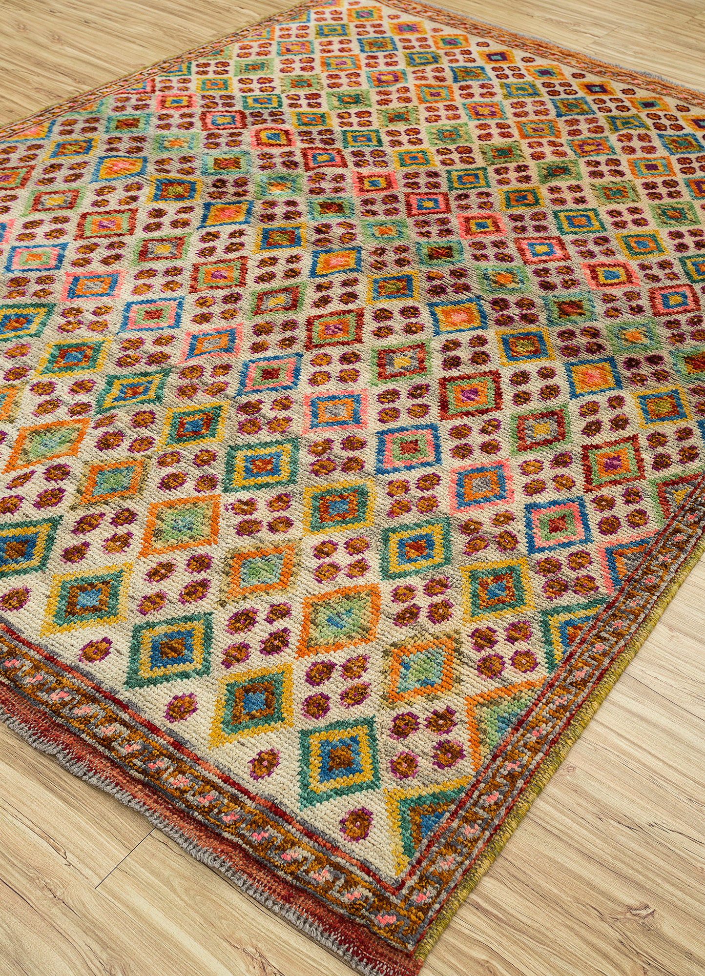 zuri multi wool Hand Knotted Rug - FloorShot