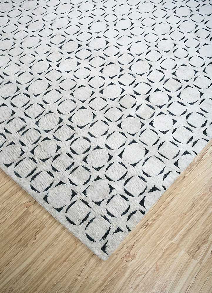 azalea ivory wool and silk Hand Knotted Rug - FloorShot