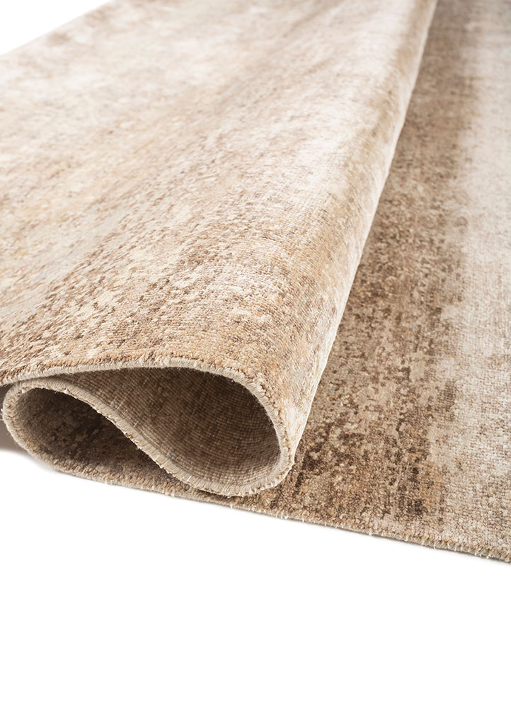 entropy ivory silk Hand Knotted Rug - FloorShot