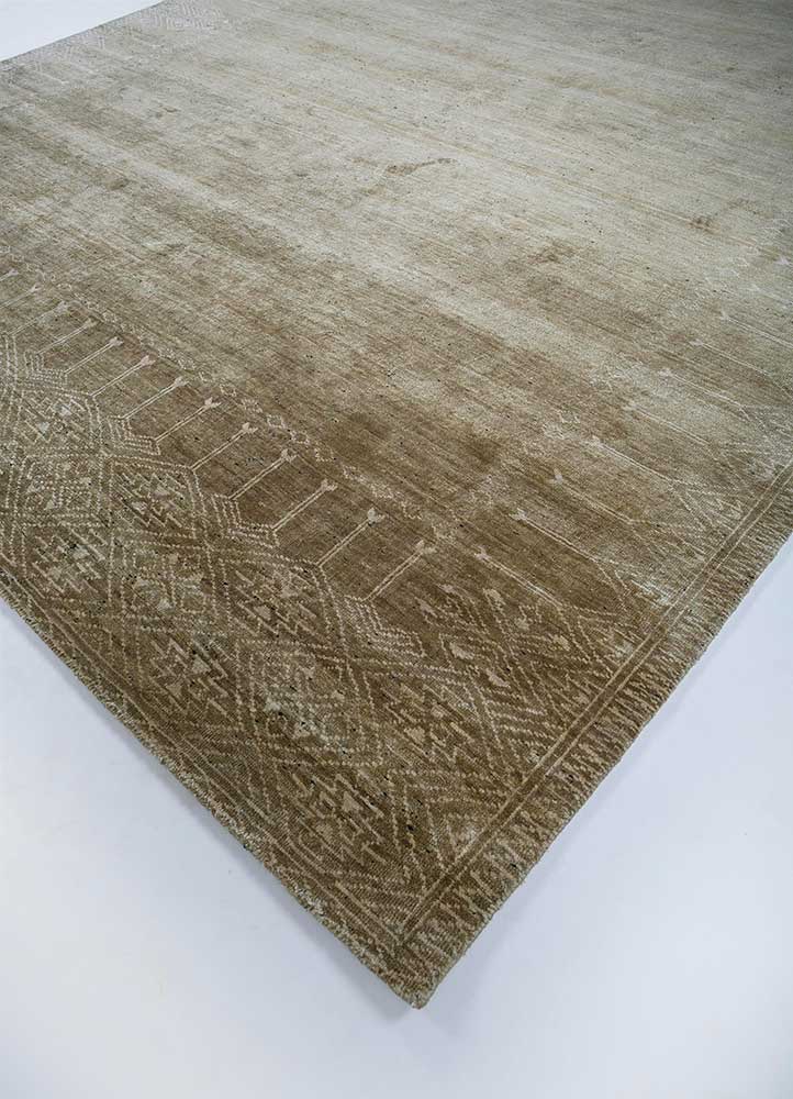 azalea gold silk Hand Knotted Rug - FloorShot