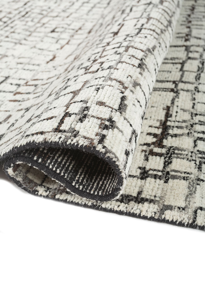 aprezo ivory wool Hand Knotted Rug - FloorShot