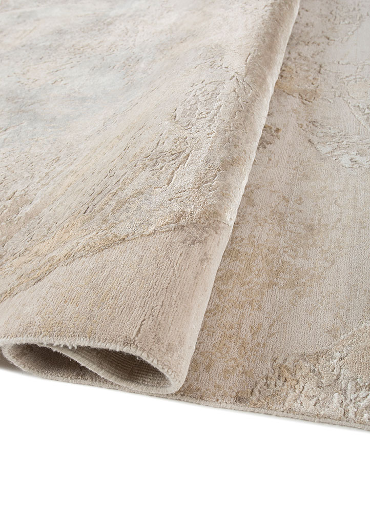 aprezo ivory wool and silk Hand Knotted Rug - FloorShot