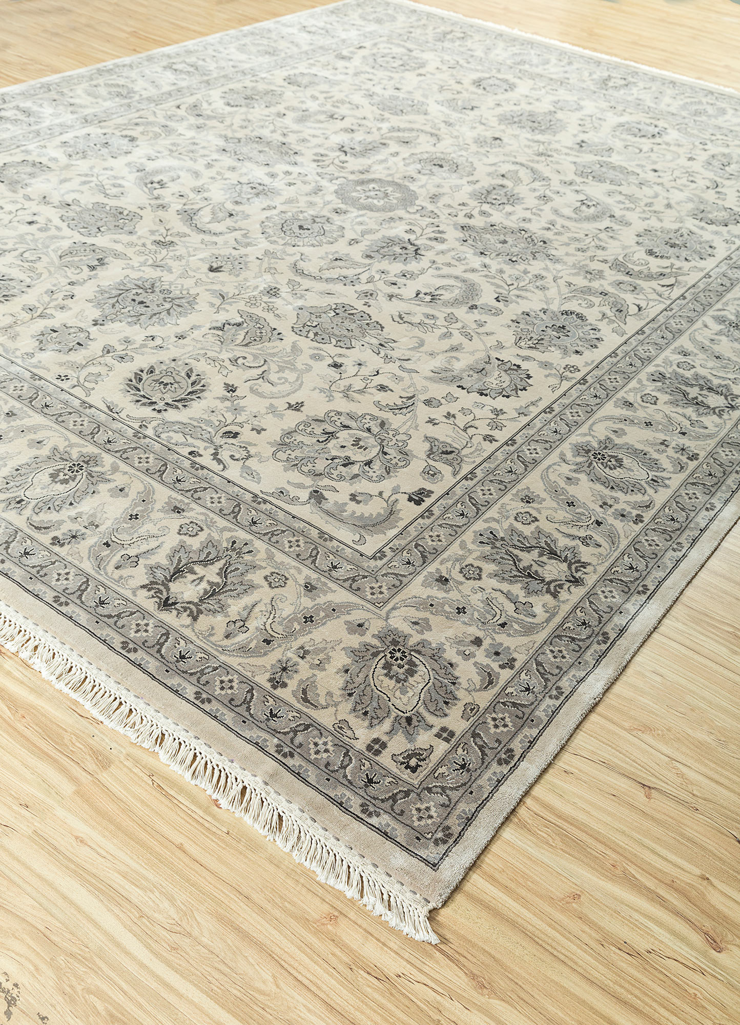 aurora ivory silk Hand Knotted Rug - FloorShot