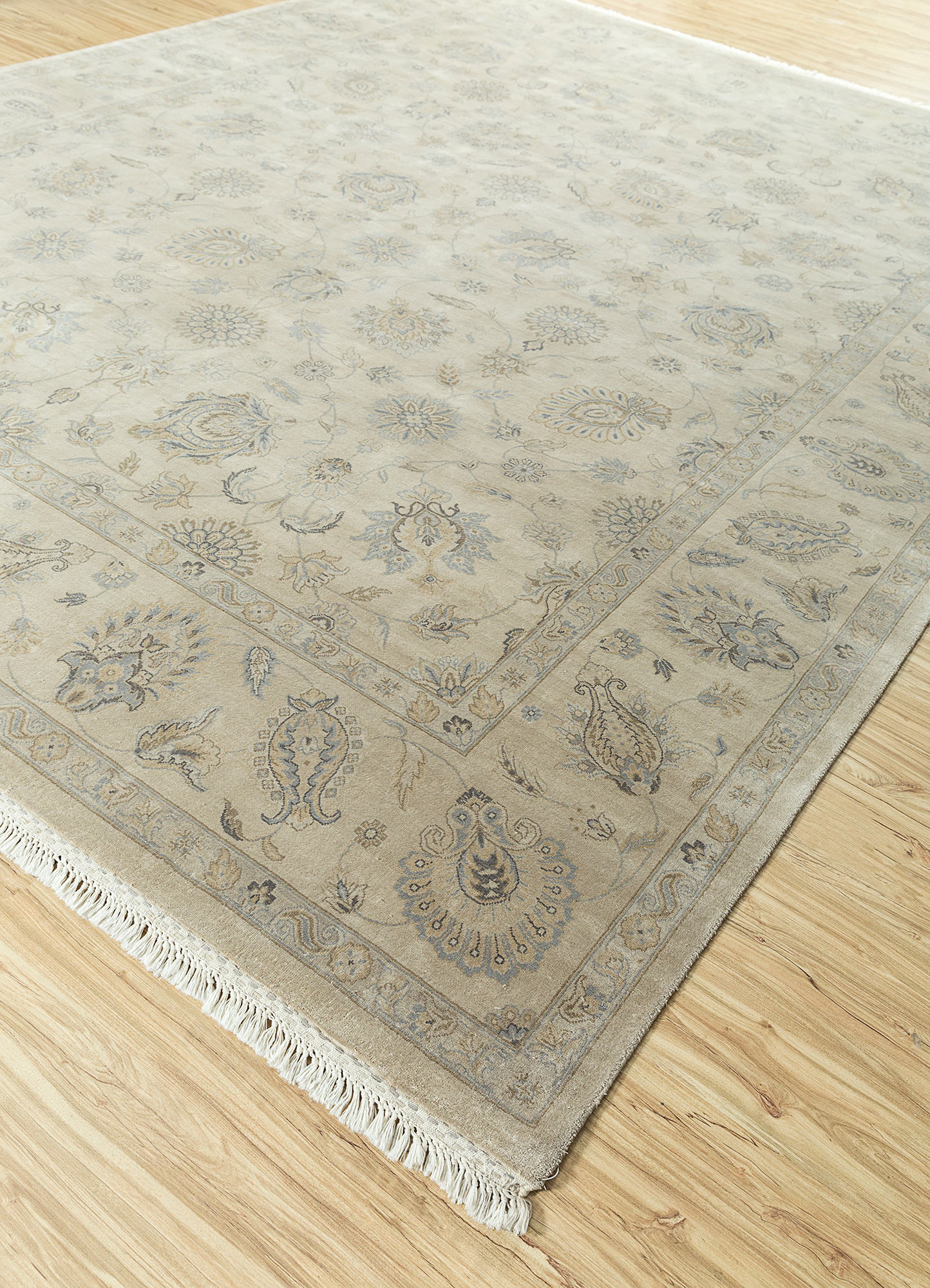 aurora ivory silk Hand Knotted Rug - FloorShot