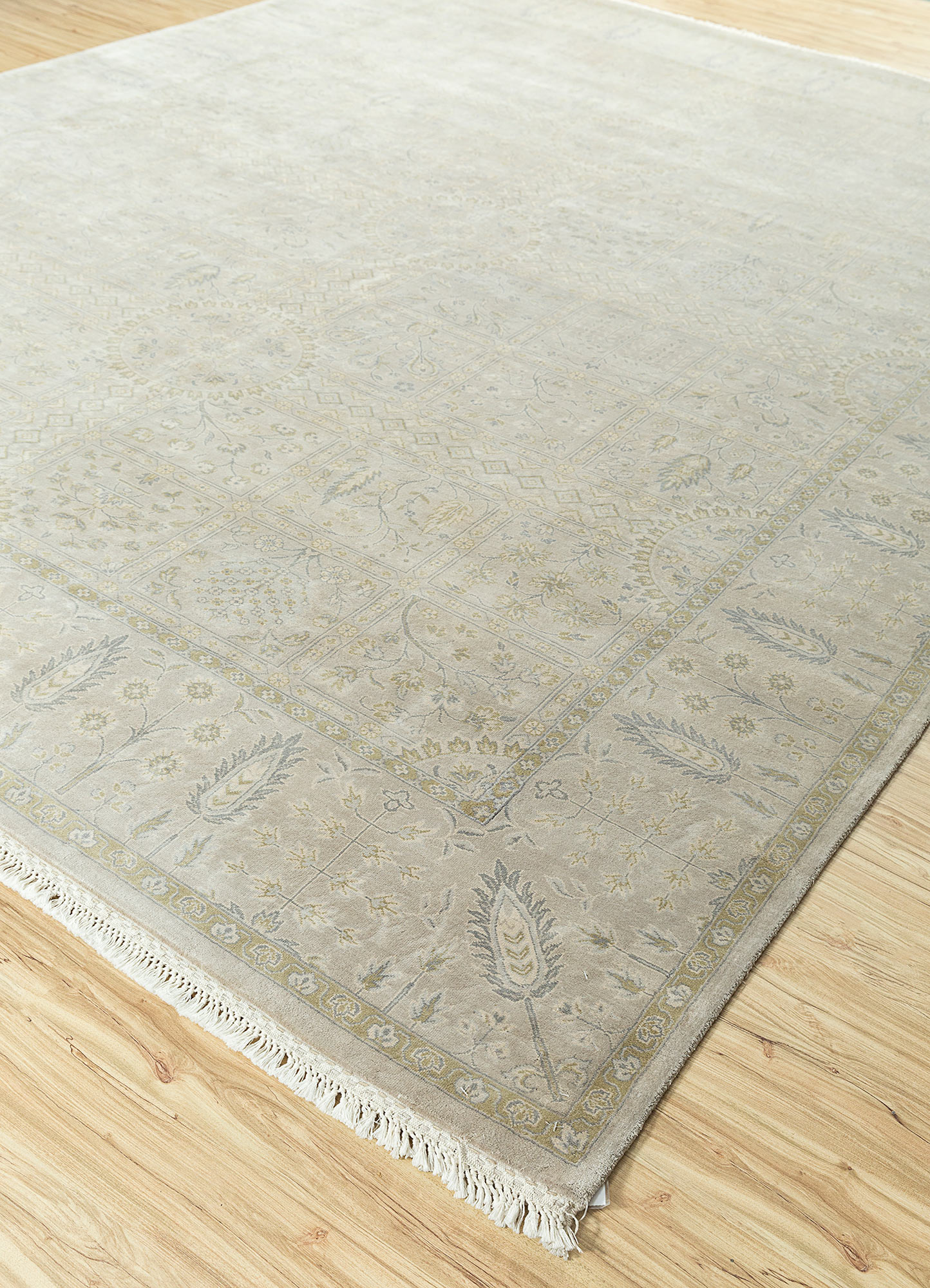 aurora grey and black silk Hand Knotted Rug - FloorShot