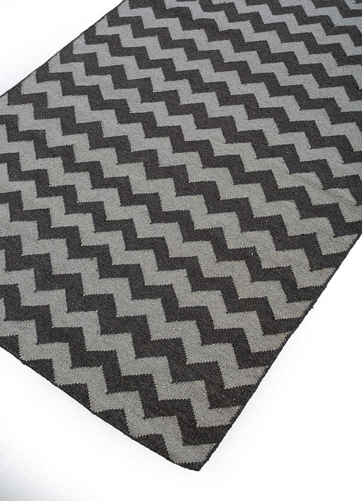 indusbar grey and black wool Flat Weaves Rug - FloorShot