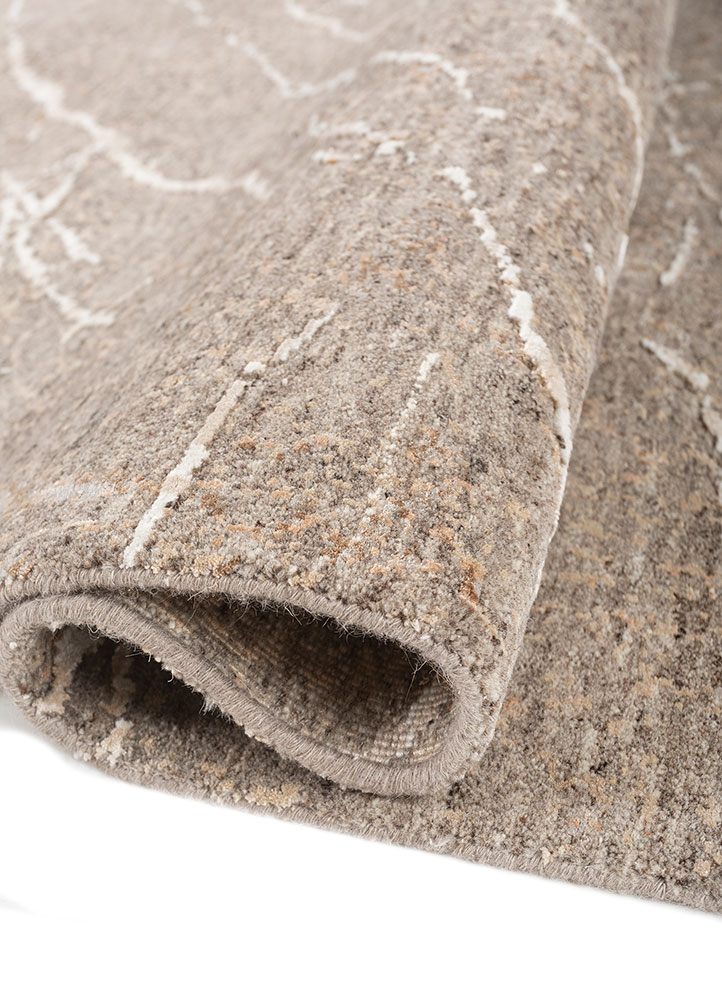 aprezo beige and brown wool and bamboo silk Hand Knotted Rug - FloorShot