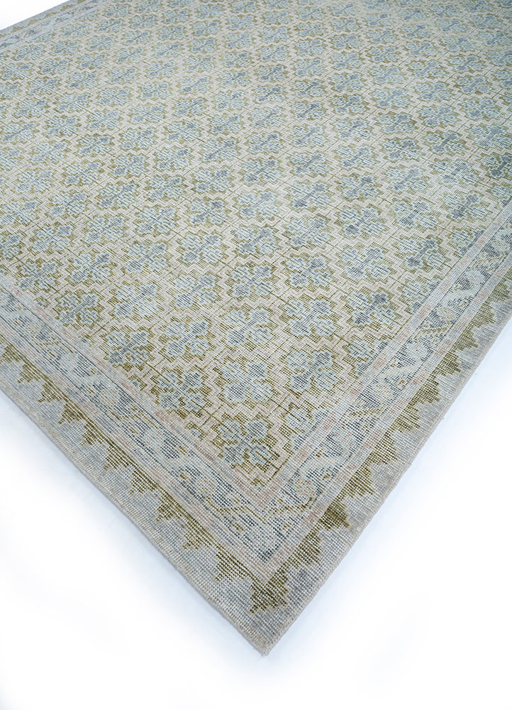 erbe green wool Hand Knotted Rug - FloorShot erbe green wool Hand Knotted Rug - FloorShot