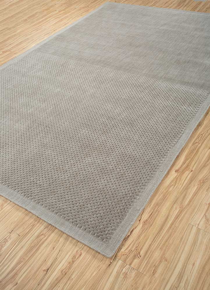 aprezo grey and black wool Hand Loom Rug - FloorShot