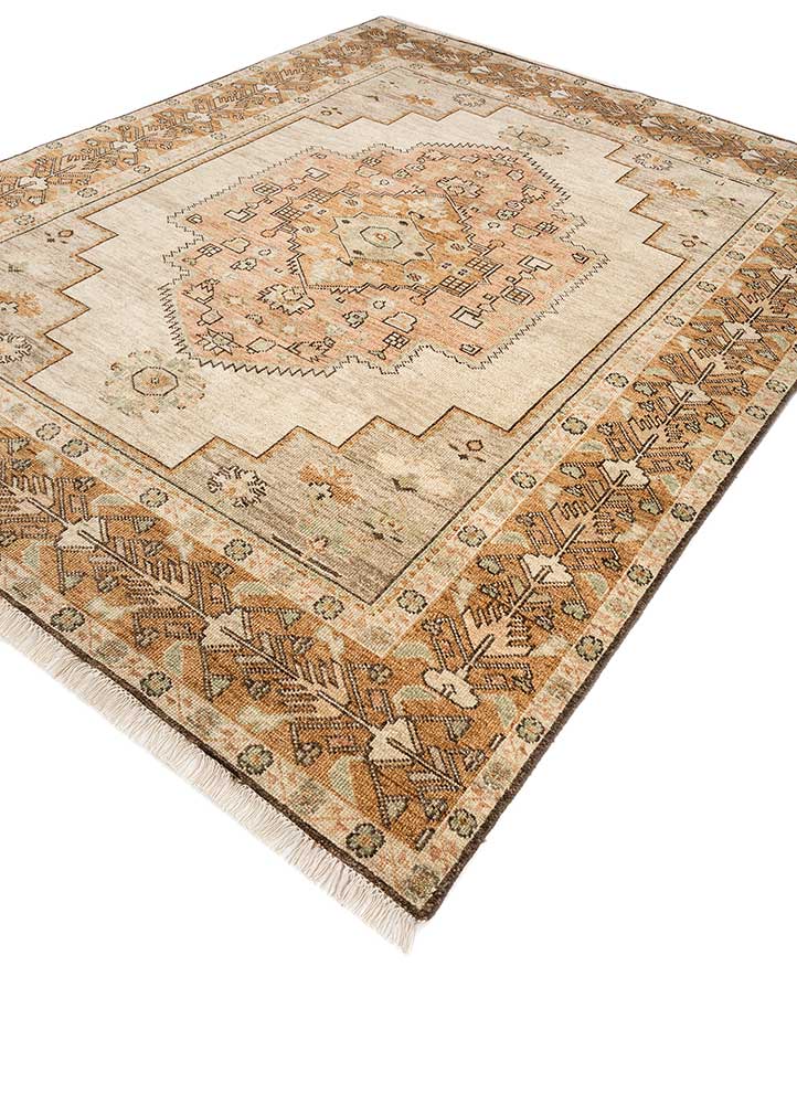 savana gold wool Hand Knotted Rug - FloorShot