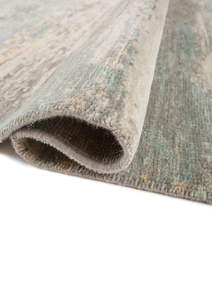 uvenuti grey and black wool Hand Knotted Rug - FloorShot