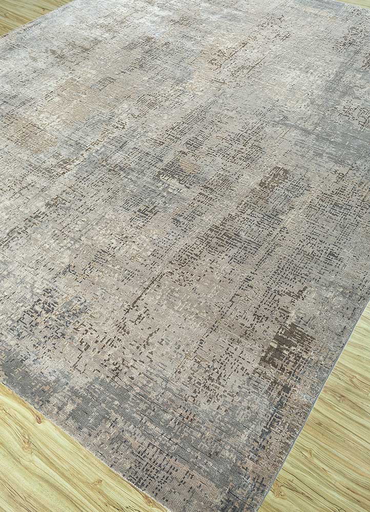 uvenuti ivory wool and bamboo silk Hand Knotted Rug - FloorShot