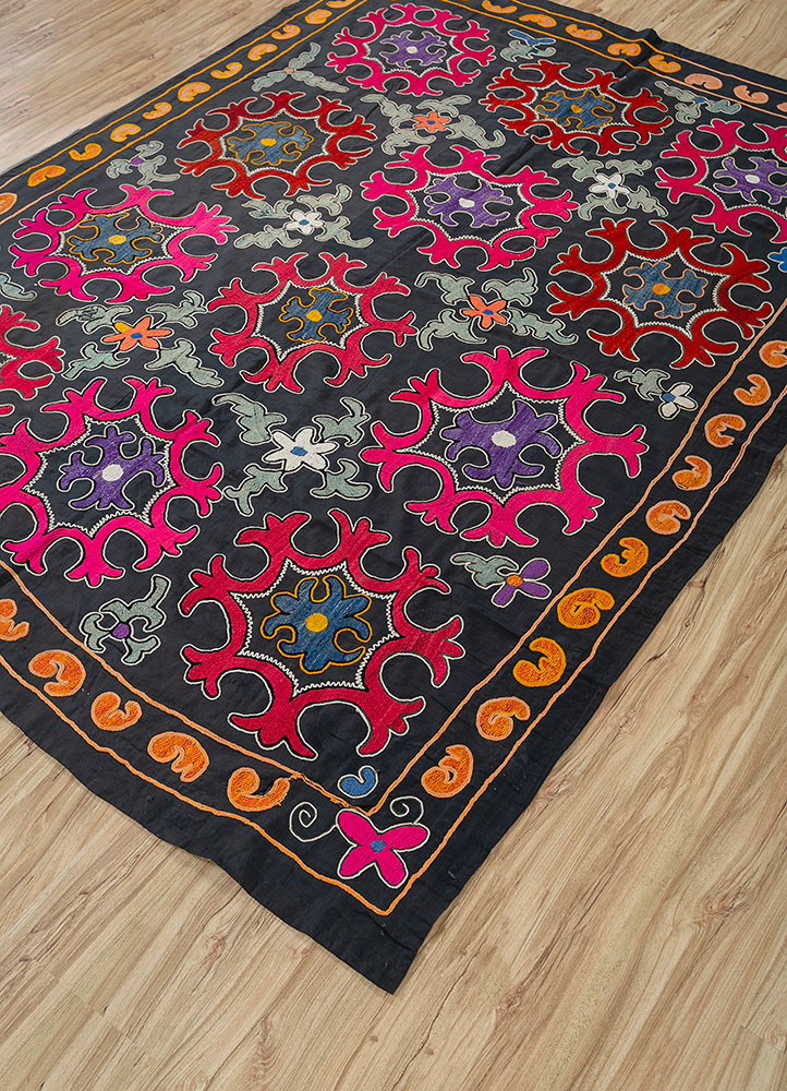jean grey and black cotton Hand Loom Rug - FloorShot jean grey and black cotton Hand Loom Rug - FloorShot