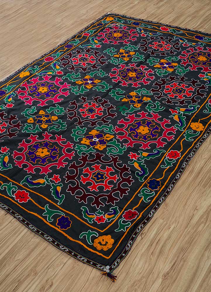 jean grey and black cotton Hand Loom Rug - FloorShot