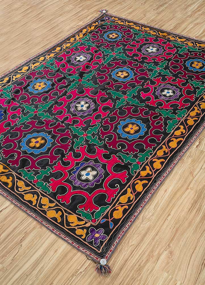 jean grey and black cotton Hand Loom Rug - FloorShot