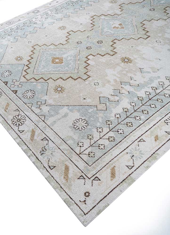 erbe gold wool Hand Knotted Rug - FloorShot