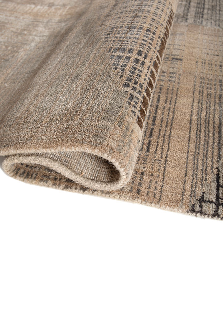 aprezo ivory wool and bamboo silk Hand Knotted Rug - FloorShot
