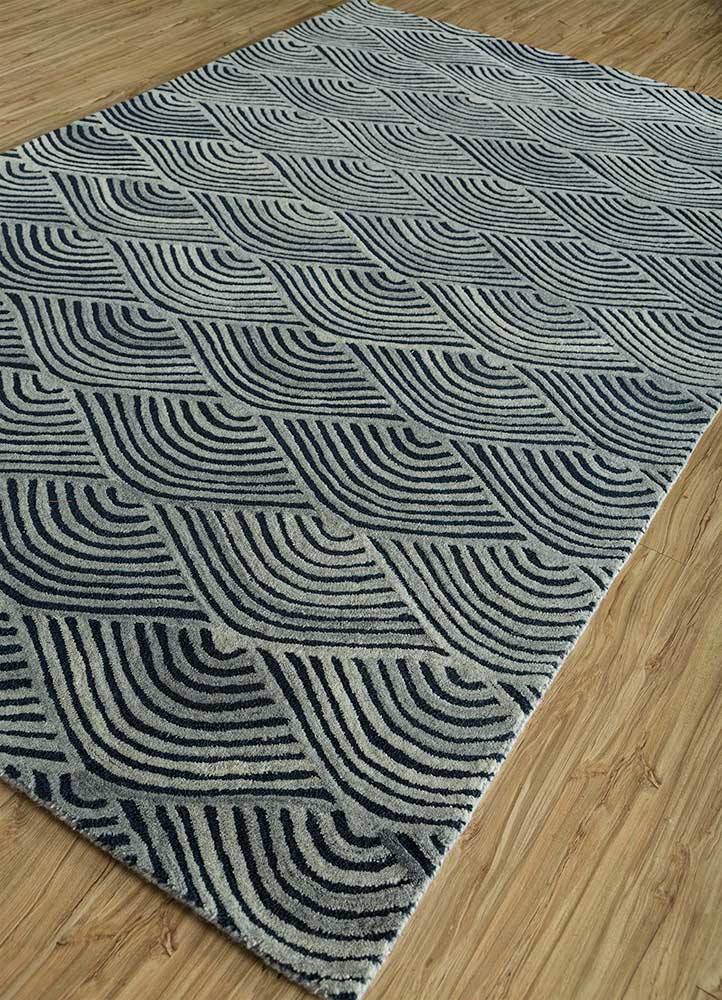 pathways grey and black wool Hand Tufted Rug - FloorShot