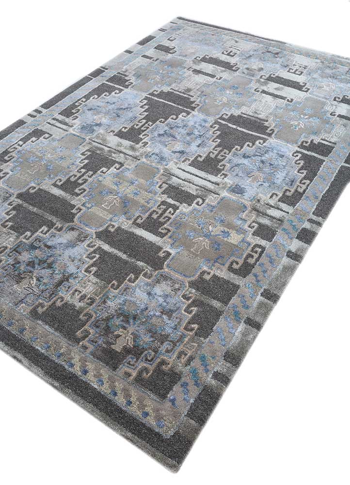 mythos grey and black wool and viscose Hand Tufted Rug - FloorShot