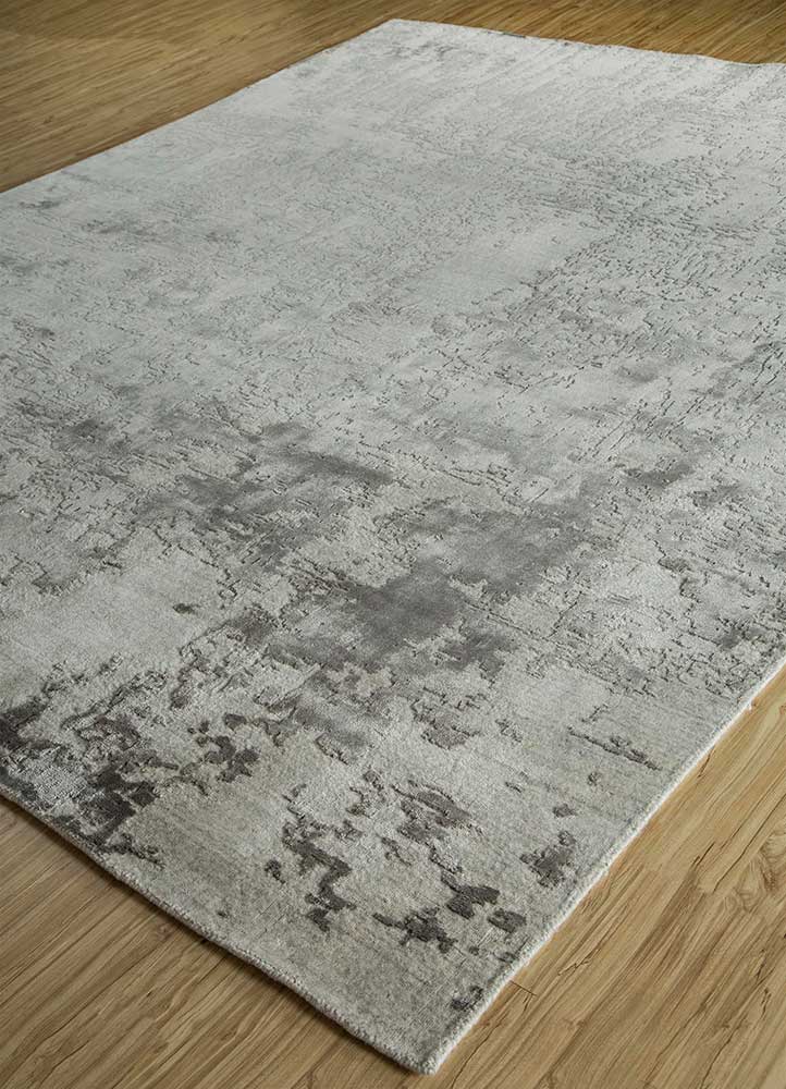 acar grey and black wool and viscose Hand Loom Rug - FloorShot