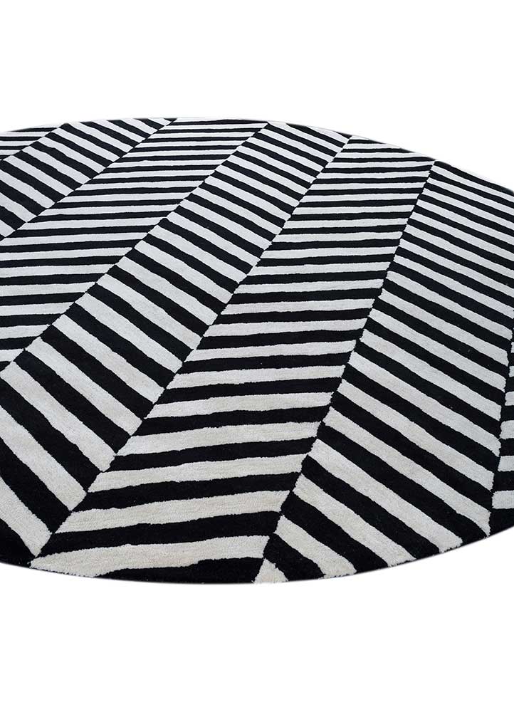 contour grey and black wool Hand Tufted Rug - FloorShot