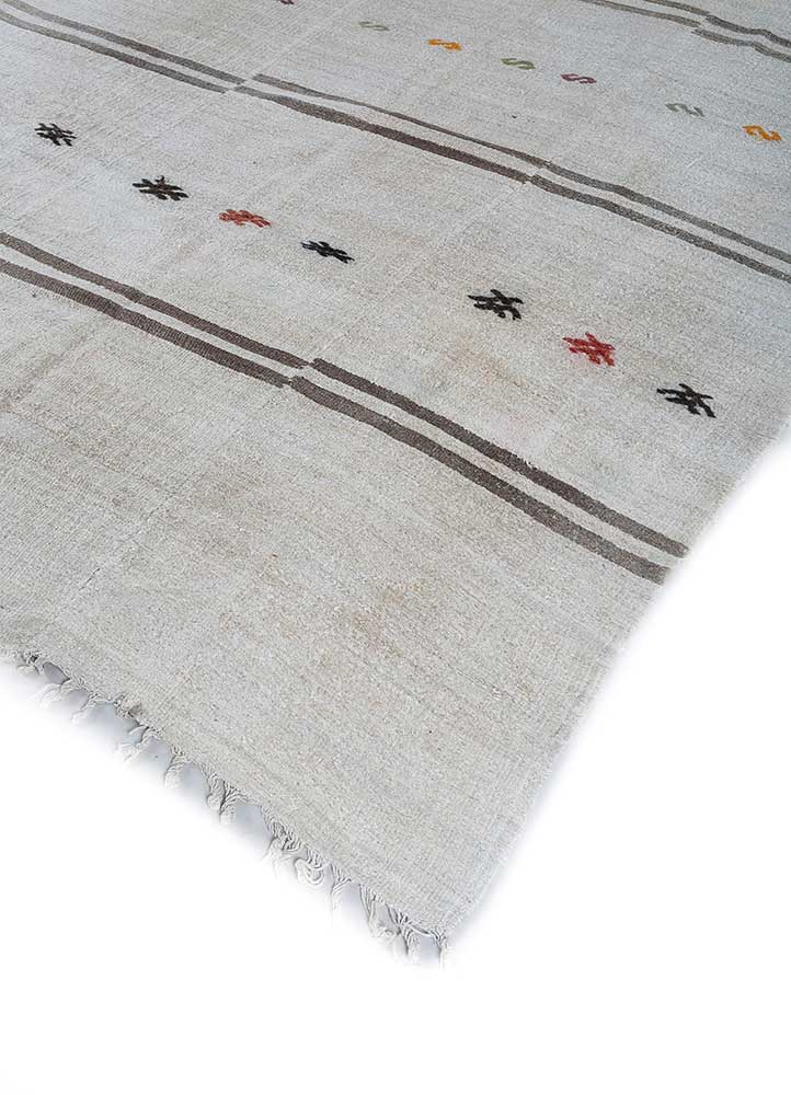 clan ivory wool Hand Knotted Rug - FloorShot