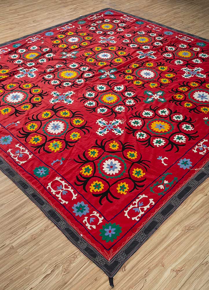 jean red and orange cotton Hand Loom Rug - FloorShot