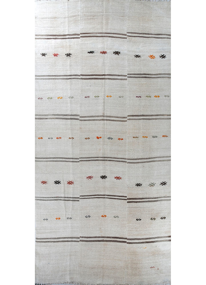 clan ivory wool Hand Knotted Rug - HeadShot clan ivory wool Hand Knotted Rug - HeadShot