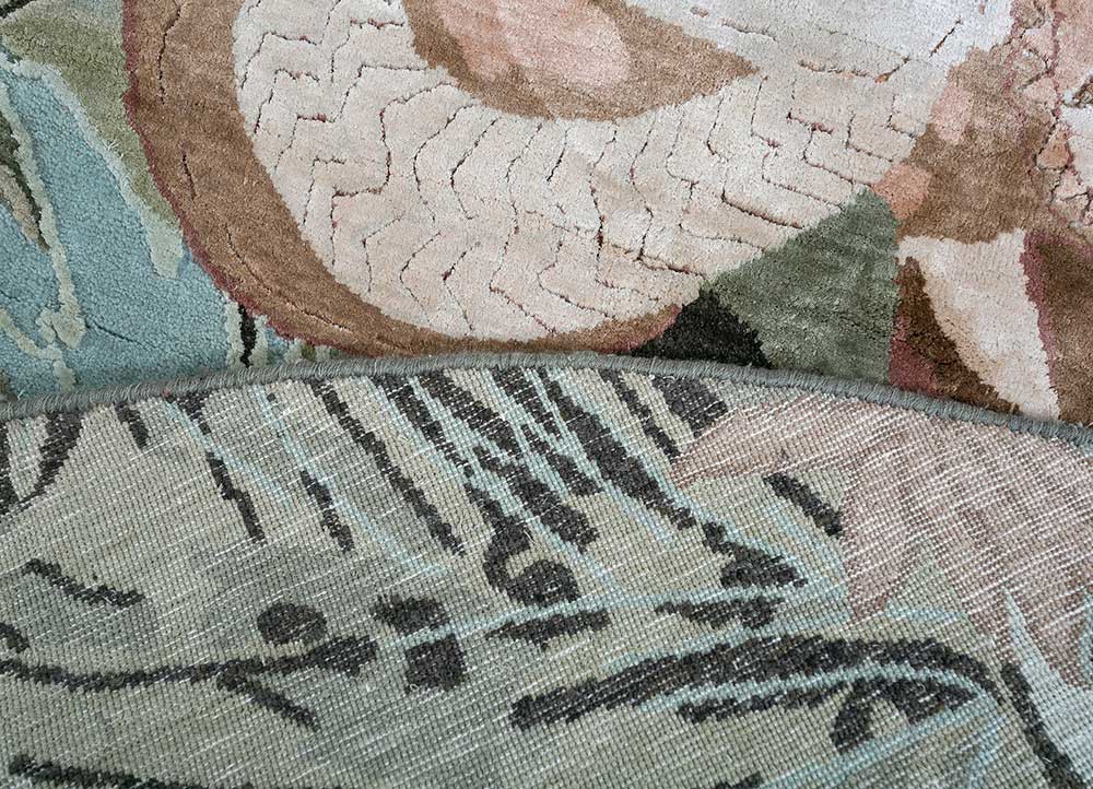 inde rose green wool and silk Hand Knotted Rug - Loom inde rose green wool and silk Hand Knotted Rug - Loom