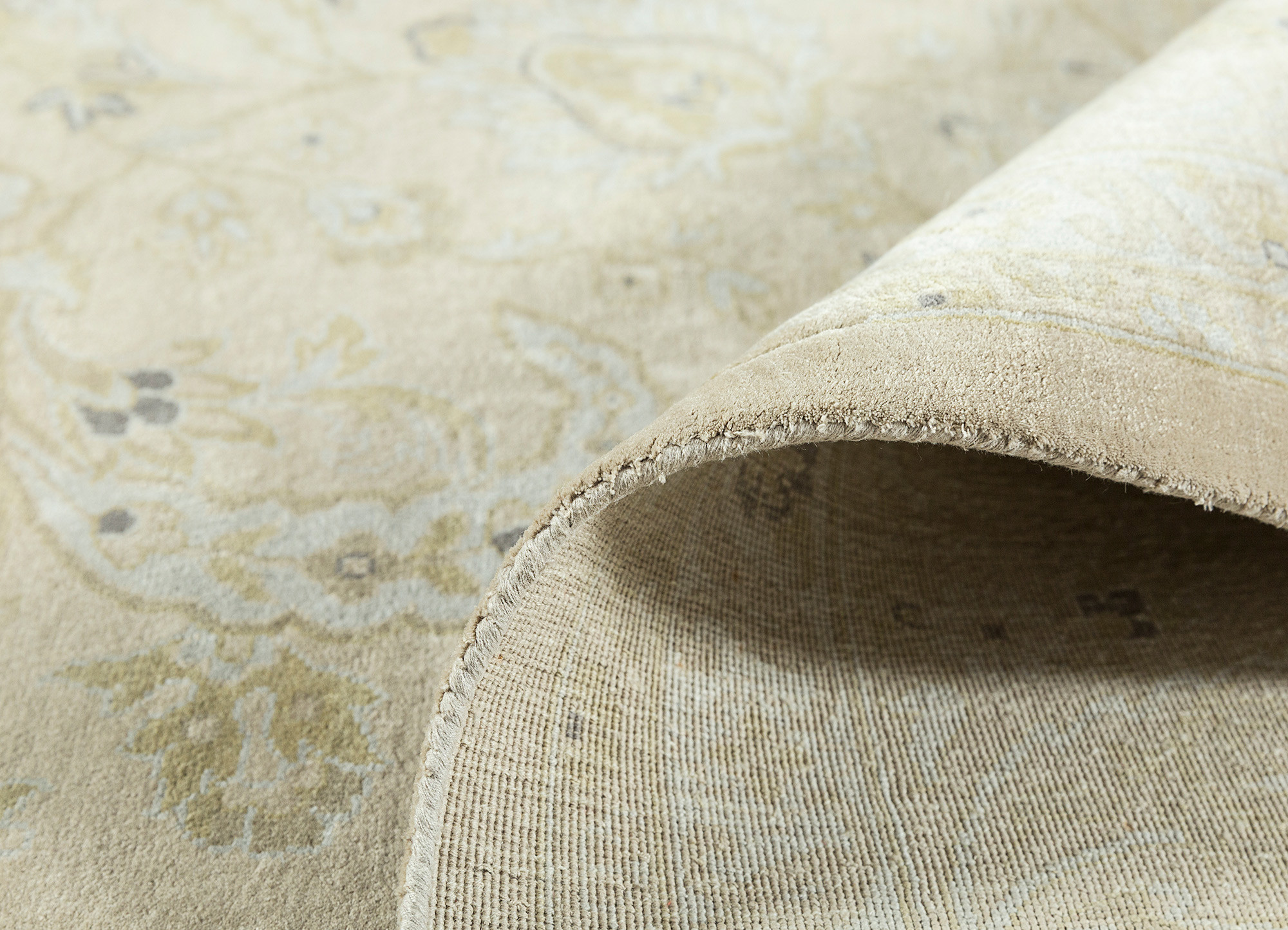 gulmarg ivory silk Hand Knotted Rug - Loom gulmarg ivory silk Hand Knotted Rug - Loom