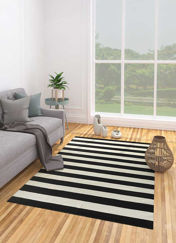 alhambra grey and black wool Flat Weaves Rug - Loom
