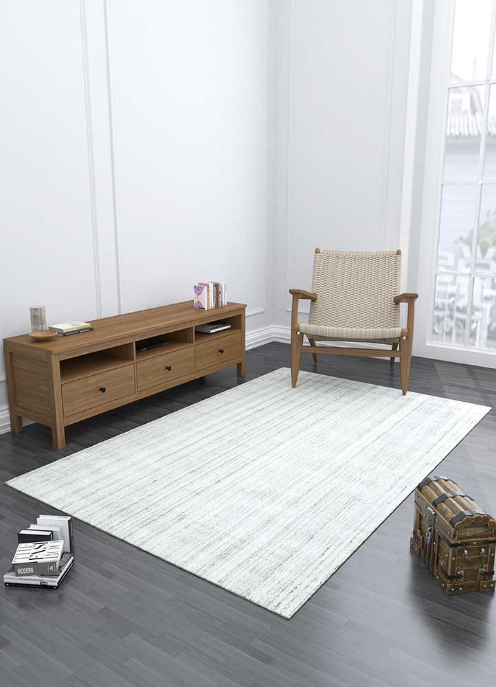 basis ivory wool and viscose Hand Loom Rug - Loom