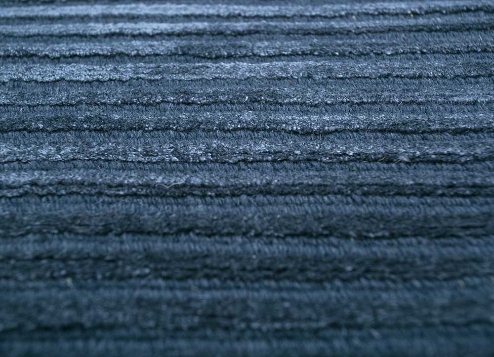 basis blue wool and viscose Hand Loom Rug - Loom