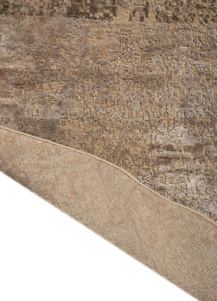 aprezo beige and brown wool and bamboo silk Hand Knotted Rug - Perspective aprezo beige and brown wool and bamboo silk Hand Knotted Rug - Perspective