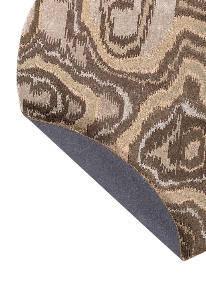 mythos beige and brown wool and viscose Hand Tufted Rug - Perspective