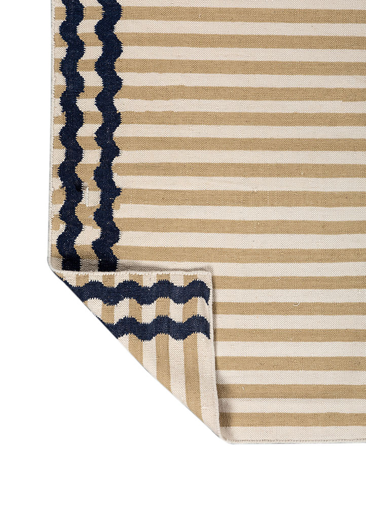 alhambra gold wool Flat Weaves Rug - Perspective alhambra gold wool Flat Weaves Rug - Perspective