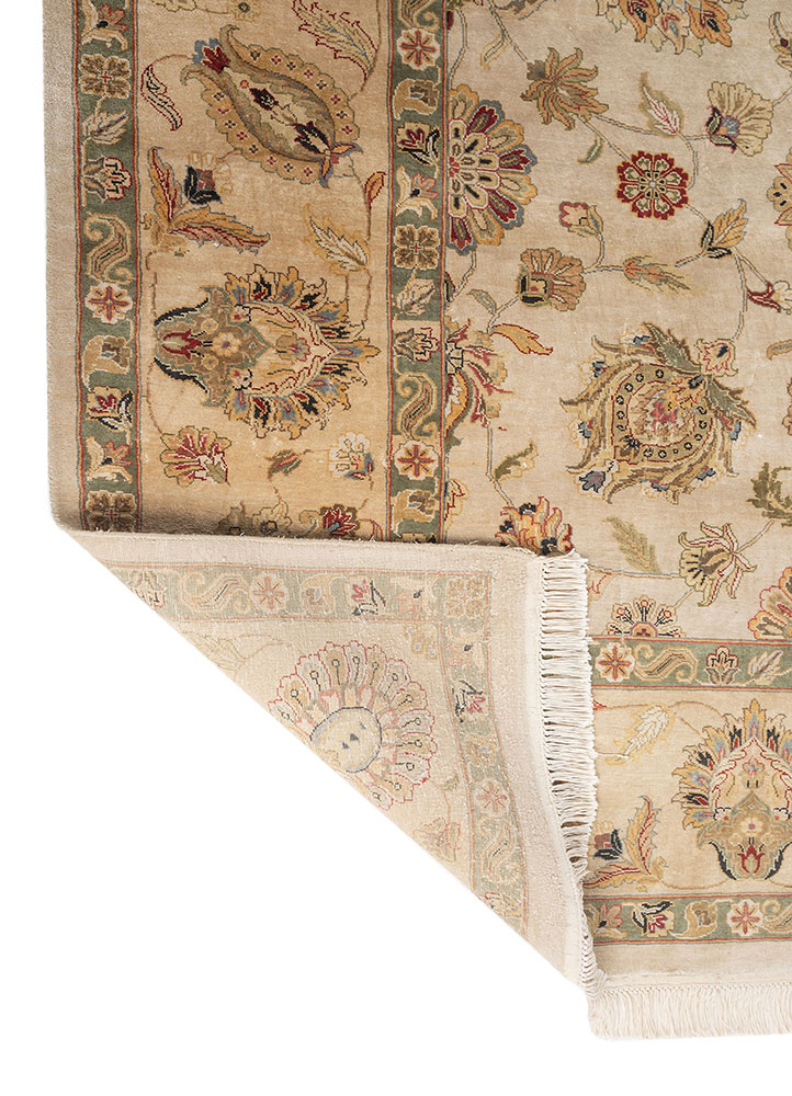 gulmarg ivory silk Hand Knotted Rug - Perspective