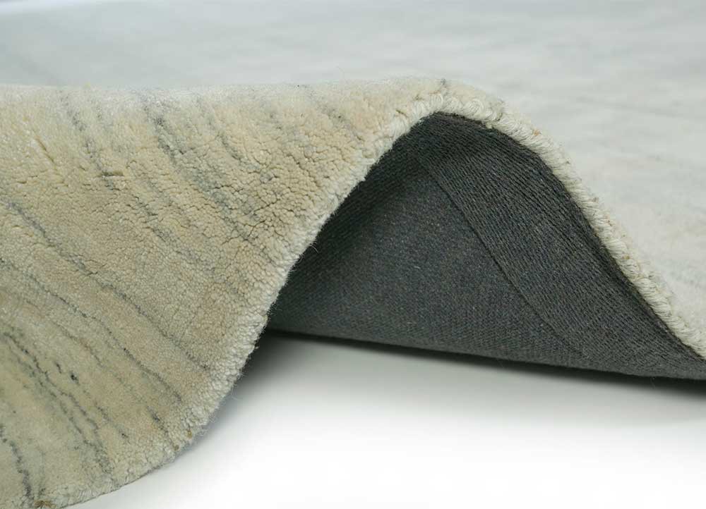 basis ivory wool and viscose Hand Loom Rug - Perspective basis ivory wool and viscose Hand Loom Rug - Perspective
