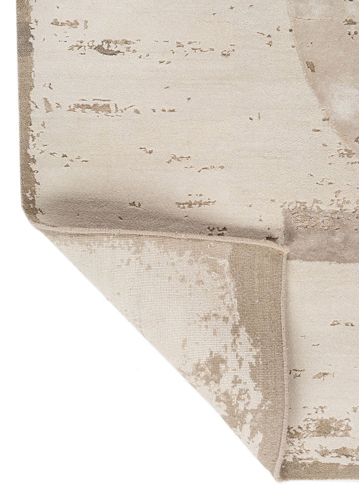 unfold by kavi ivory wool and bamboo silk Hand Knotted Rug - Perspective unfold by kavi ivory wool and bamboo silk Hand Knotted Rug - Perspective