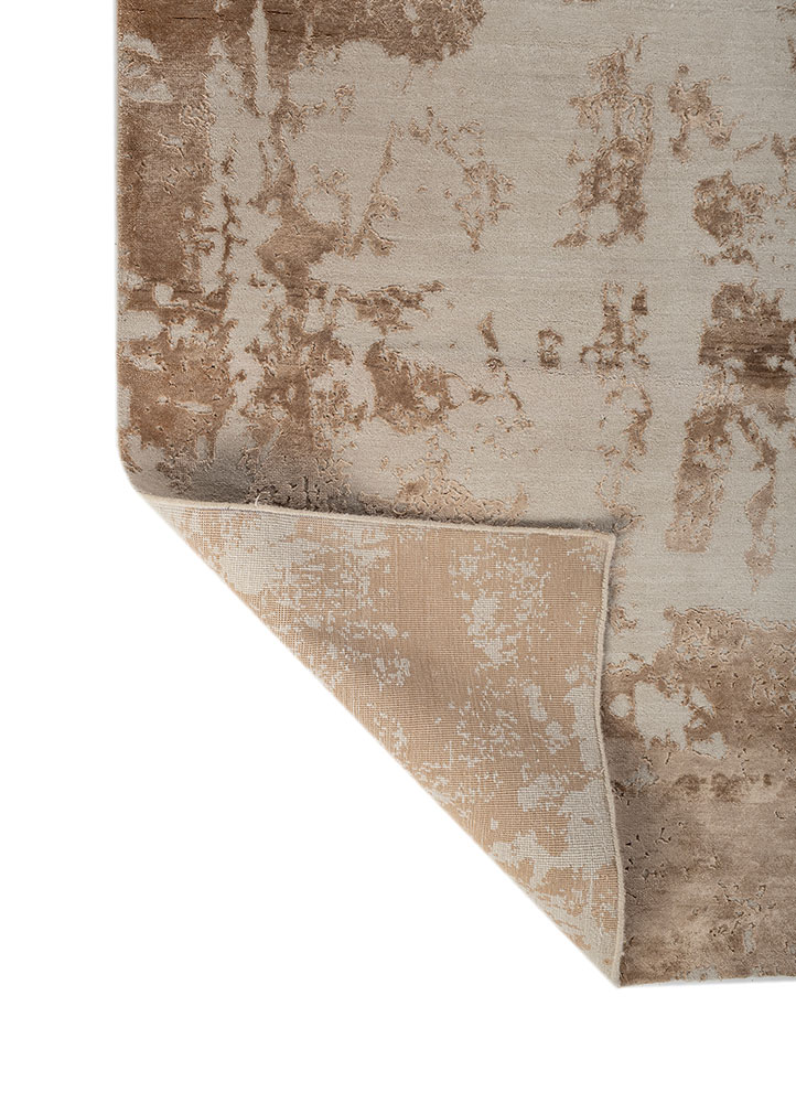 project error by kavi ivory wool and bamboo silk Hand Knotted Rug - Perspective