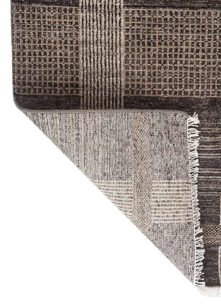 blythe blue wool Hand Knotted Rug - Perspective