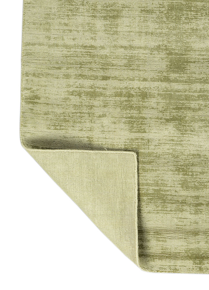 aprezo green viscose Hand Loom Rug - Perspective