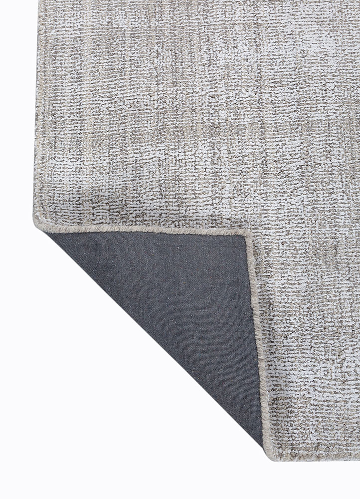 basis ivory wool and viscose Hand Loom Rug - Perspective