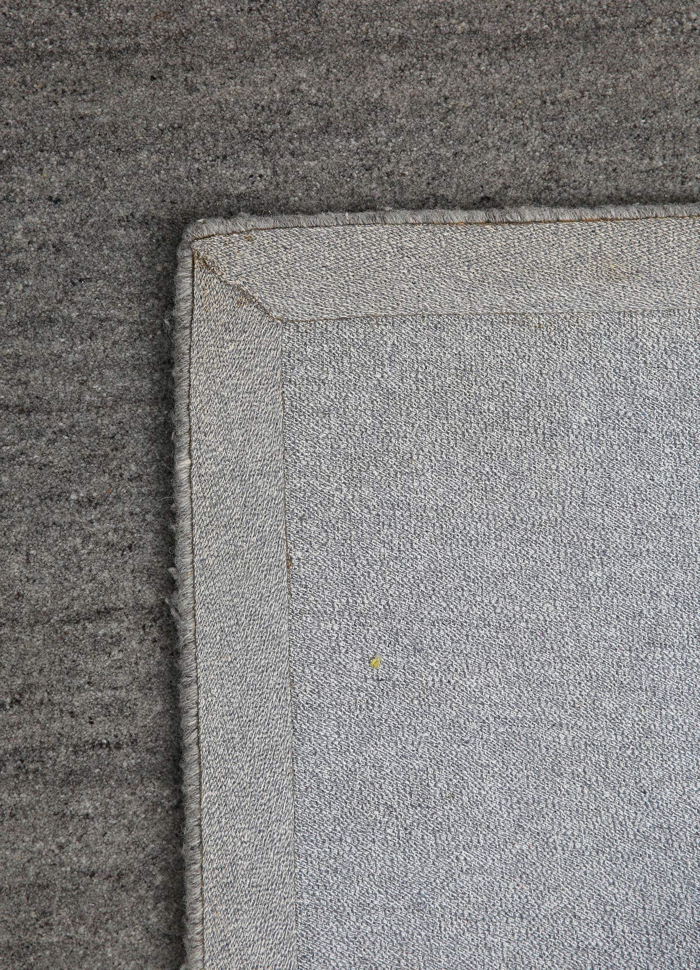 tesoro grey and black wool Hand Loom Rug - Perspective